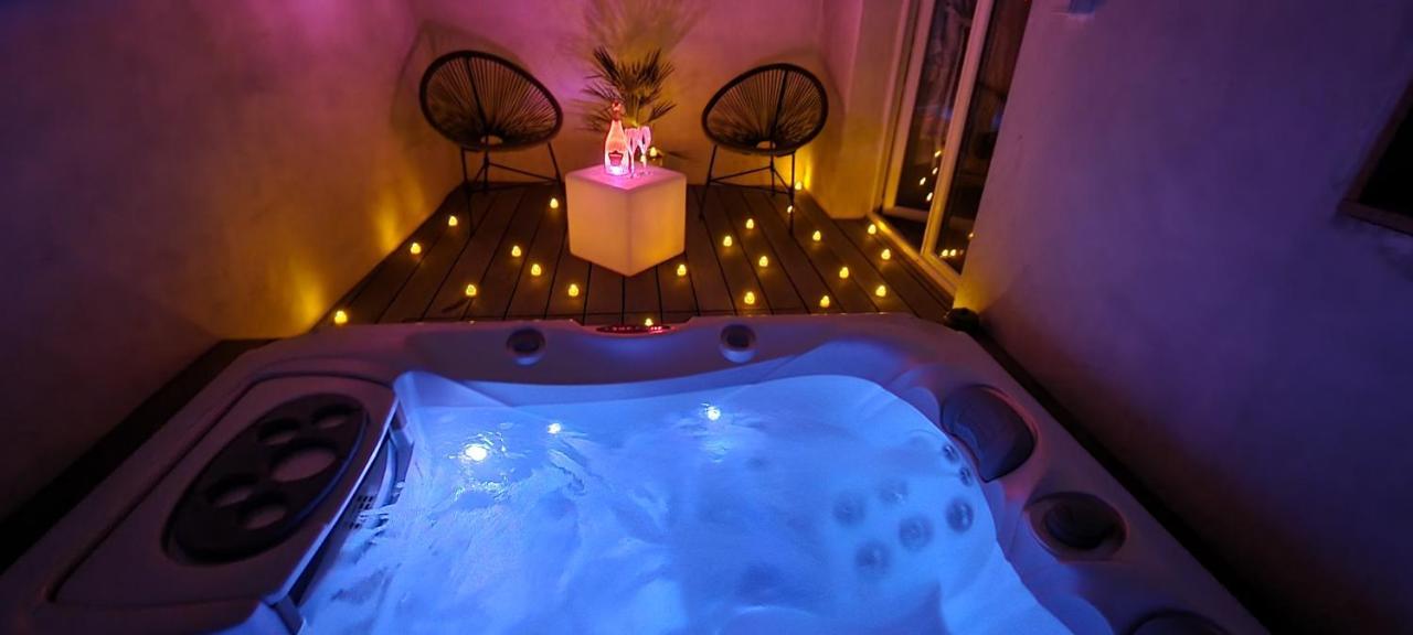 דירות L'Acqua Dolce - La Rochelle - Ile De Re - Jacuzzi מראה חיצוני תמונה